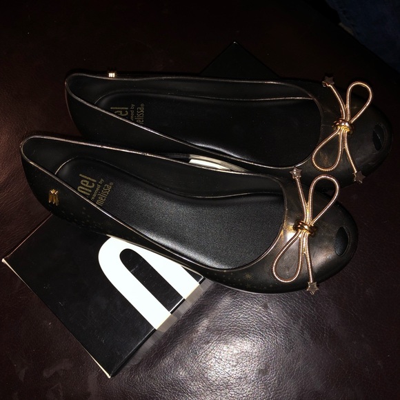 Brand New Mini Melissa - Picture 2 of 5